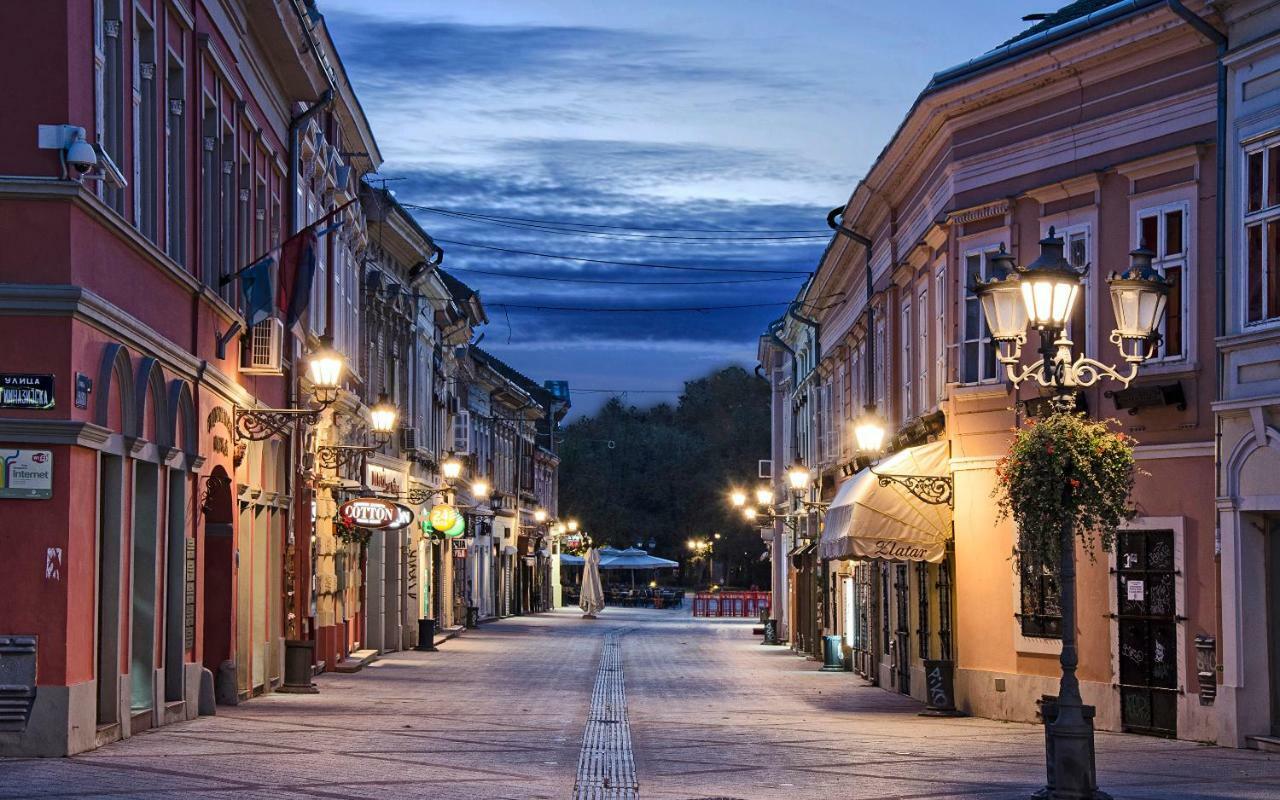 Avalon Lux Studio Apartment Nowy Sad Zewnętrze zdjęcie