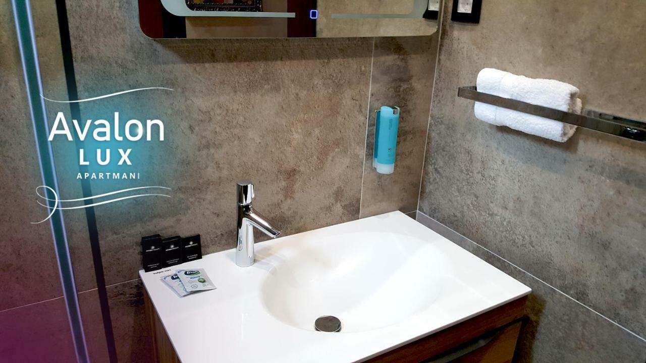 Avalon Lux Studio Apartment Nowy Sad Zewnętrze zdjęcie