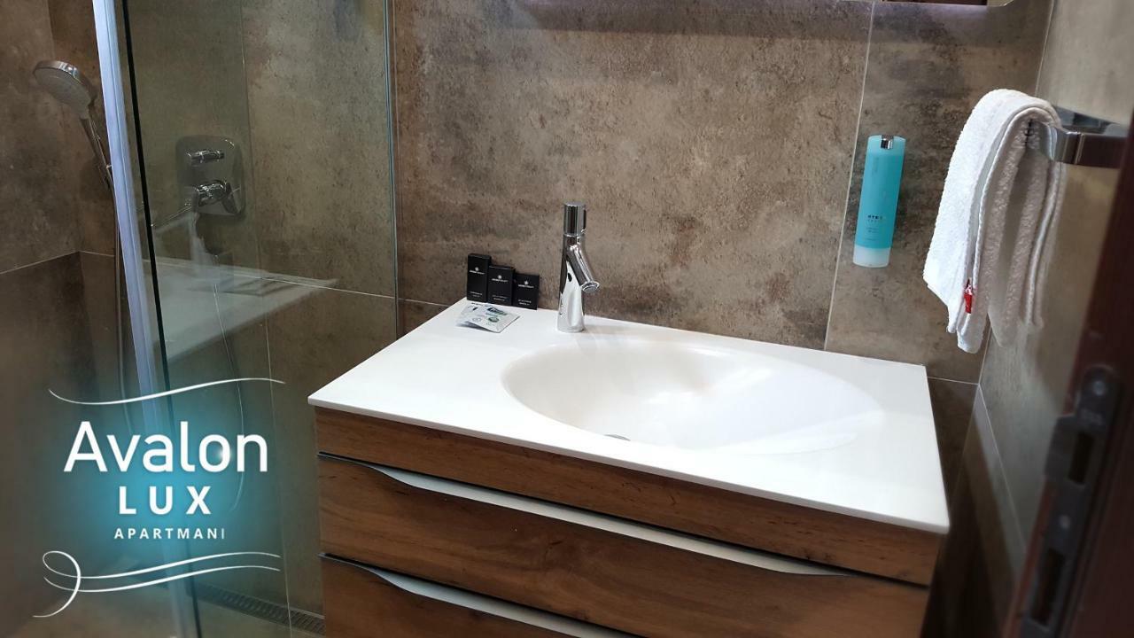 Avalon Lux Studio Apartment Nowy Sad Zewnętrze zdjęcie